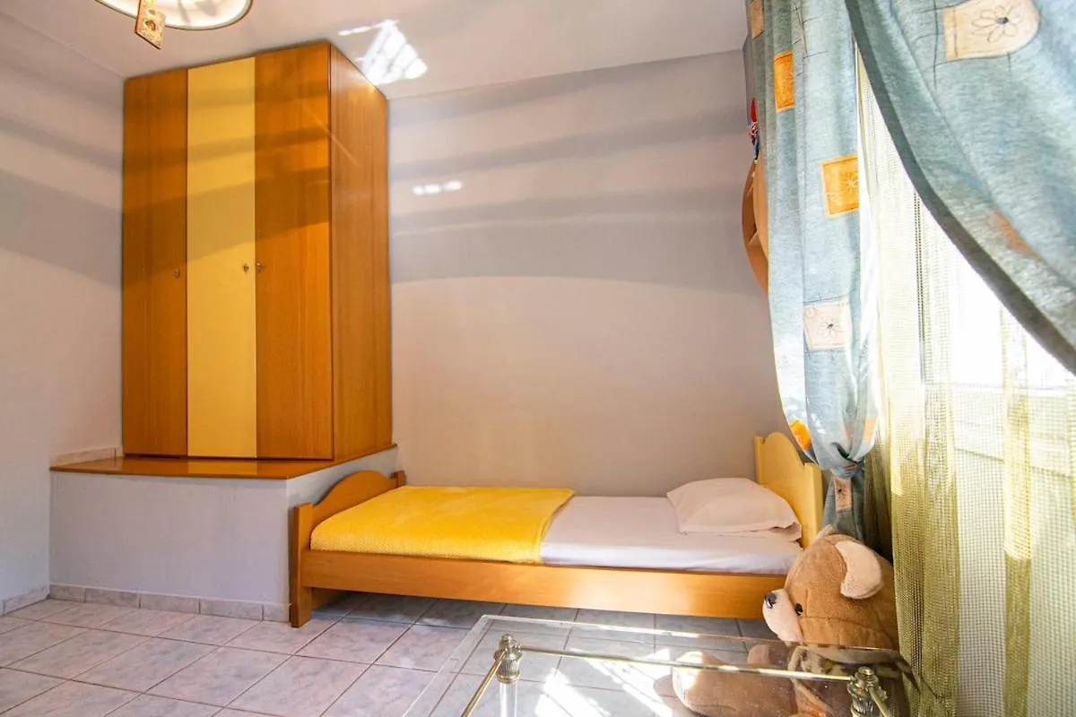 Angelino'S Maisonette Siviri 0*,